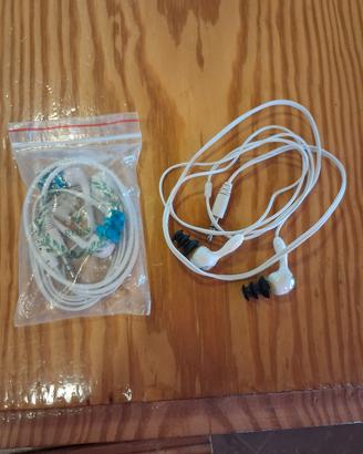 2 coppie auricolari  per lettore mp3 subacqueo
