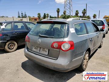 VW PASSAT VARIANT 3C5 2.0 TDI 16V 140CV -Ricambi