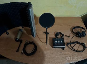 Kit Behringer U-Phoria studio+ schermo acustico