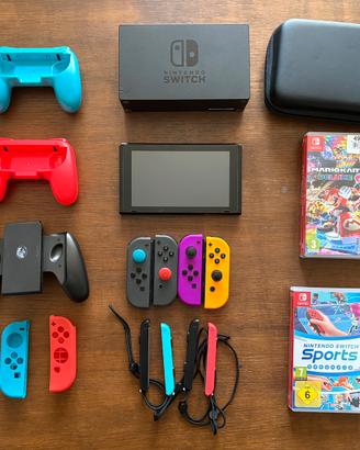 Nintendo Switch completa + 4 joy- con + accessori