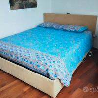 Letto matrimoniale con contenitore