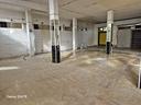 locale-commerciale-con-due-vetrine-zona-musicisti