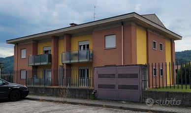 Bilocale arredato e climatizzato Zandobbio BG