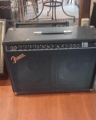 AMPLIFICATORE PER CHITARRA