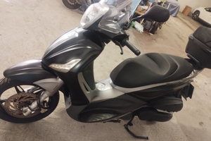 piaggio beverly 350