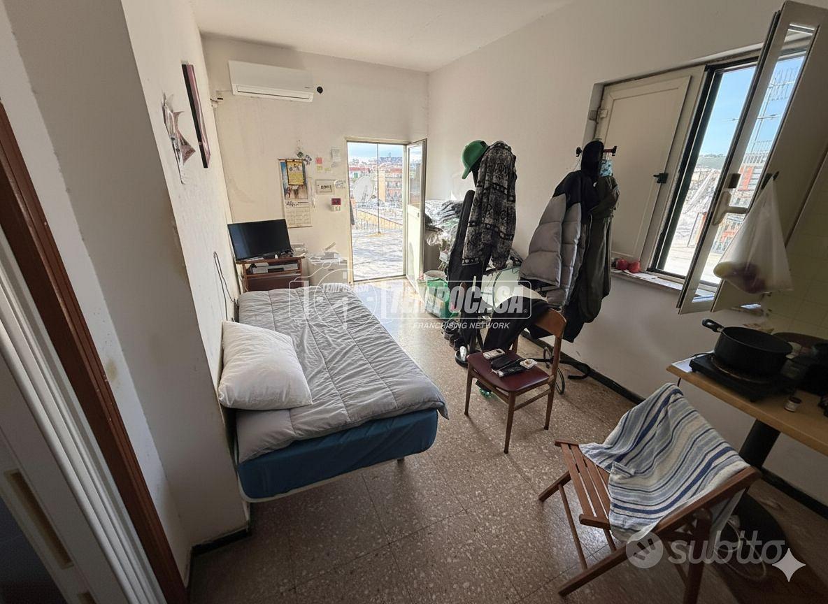 Apartment in Napoli, San Ferdinando, Municipalità 1 - Vista 3