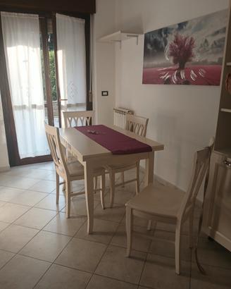 cucina legno marmo