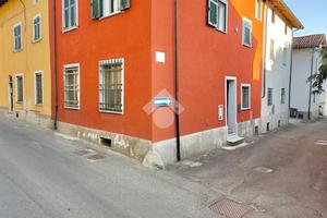 CASA SEMINDIPENDENTE A PASTURANA