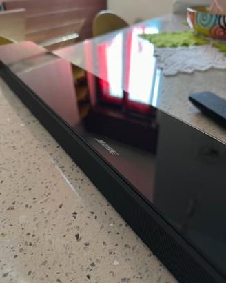Bose Soundbar smart 700