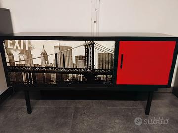 MOBILE TV - GRAFICA NEW YORK - ALLEGRO E ECONOMICO