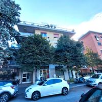 Colli portuensi - locale commerciale