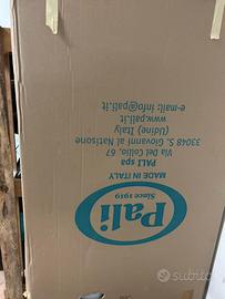 Lettino con sponde Pali