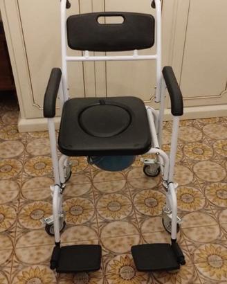 Sedia doccia a rotelle