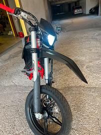 Vendi Moto Beta 125 cc 