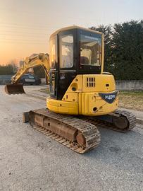 Komatsu PC 40mrx anno 01 ore 3550 cingoli ferro