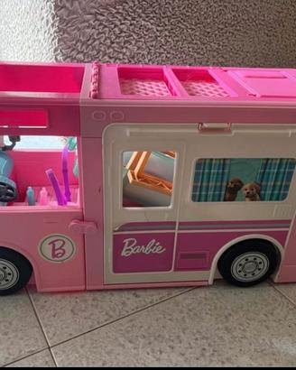 Camper Barbie rosa