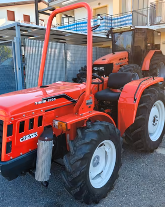 Trattore gommato A. Carraro Tigre 3700 Country - F