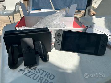 Nintendo Switch Grigia Completa