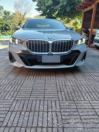 BMW 520 DIESEL IBRIDA M SPORT