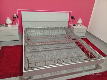 Letto matrimoniale con rete