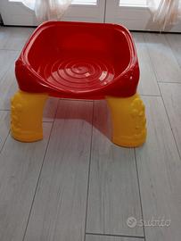 Tavolino .contenitore Chicco