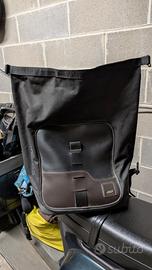 borsa GIVI CORIUM CRM102 e cinghia CRM105