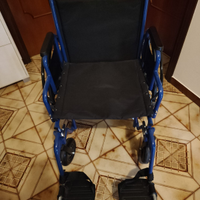 Carrozzina pieghevole bariatrica