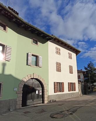 CASA D'EPOCA CON GIARDINO - RISTRUTTURATA DI RE...