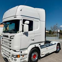 Scania R 490 con impianto idraulico nuovo