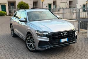 Audi Q8 50 TDI 286 CV quattro tiptronic S LINE, FU
