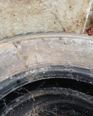 Gomme x camion