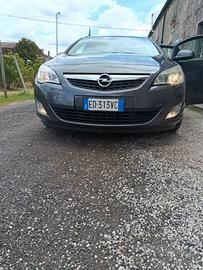 OPEL ASTRA 2010