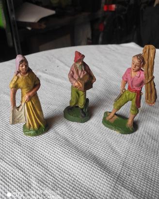 3statuine presepe in gesso fine 800