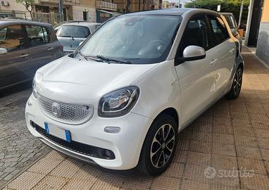 Smart ForFour 70 1.0 twinamic Passion NESSUN VINCO