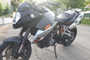 Ktm 990 supermoto SM T