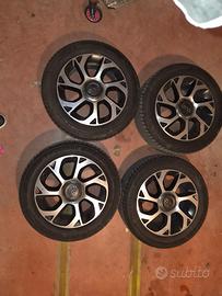 cerchi da 16 con gomme per 500L