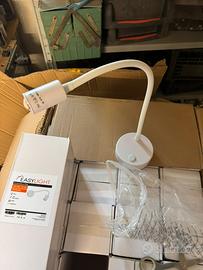 Lampada da parete - nuova - Stock