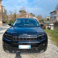 Jeep avenger summit black