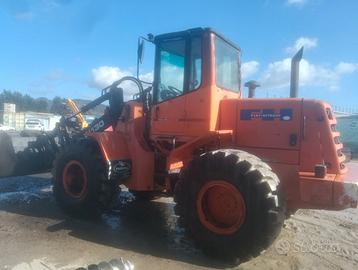 Pala fiat Hitachi w130