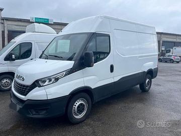 IVECO 35S18V 3.0 H2 3520 Furgone NOLEGGIO