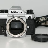 Nikon FA, tappo, tracolla