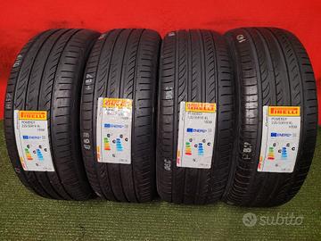 235 55 19 Gomme Estive Pirelli Nuove 235 55R19