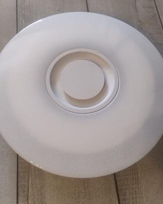 Plafoniera LED con Cassa Bluetooth Integrata