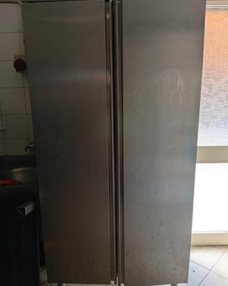 armadio in acciaio inox...no frigo 