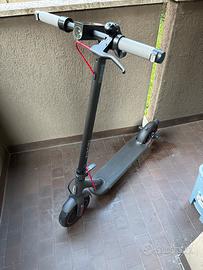 Monopattino elettrico Xiaomi 4 Pro