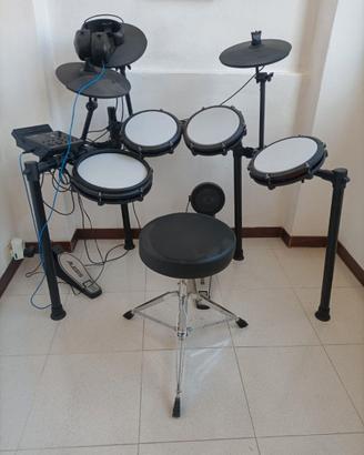 Alesis Nitro Max + Cuffie DRP100 + Sgabello