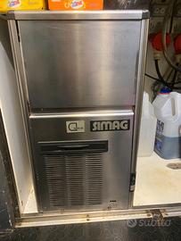 macchina per ghiaccio