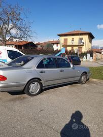 Merceds classe e 200
