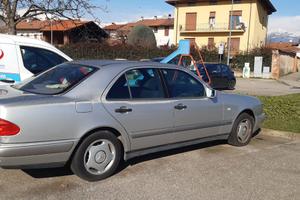 Merceds classe e 200