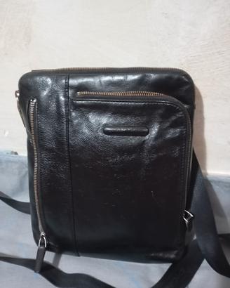 borsello Piquadro nero in pelle 